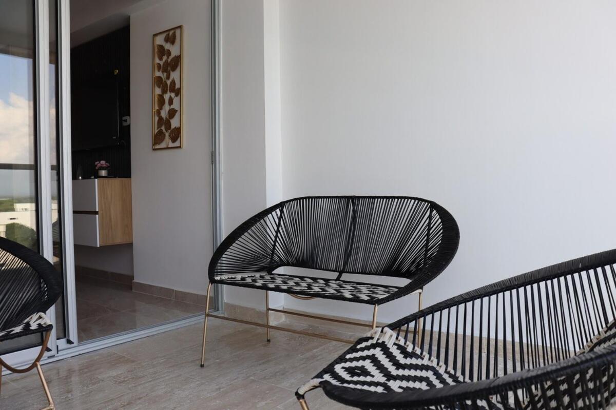 Apartamento Cozy Near Beach & Airport